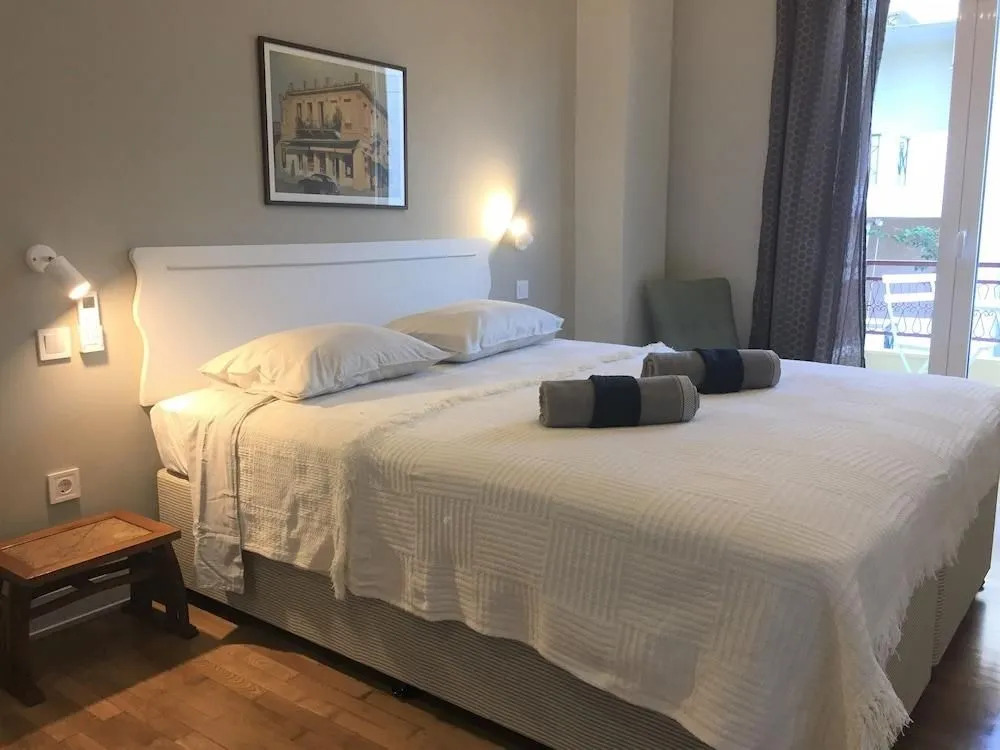 Filopappou Hill Apartment