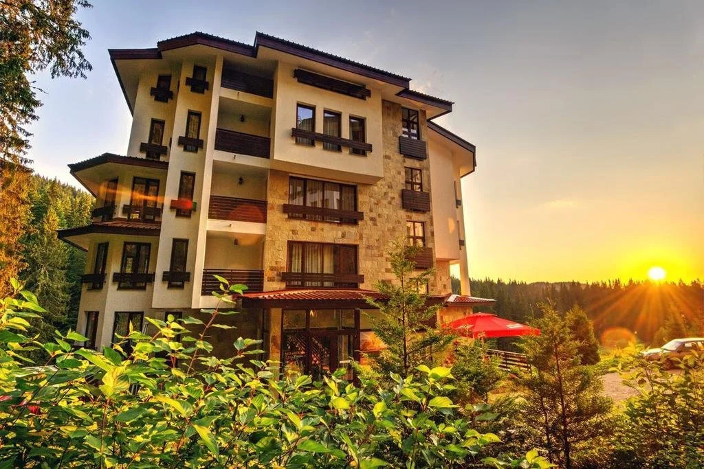 Hotel Ela - UTB P. Hilendarski