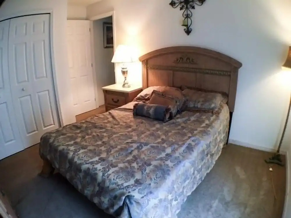 South Facing Pool Great For Families! 4 Bedroom Home by RedAwning
