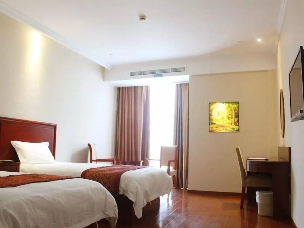 GreenTree Inn Zhoushan Putuo Donggang Hotel