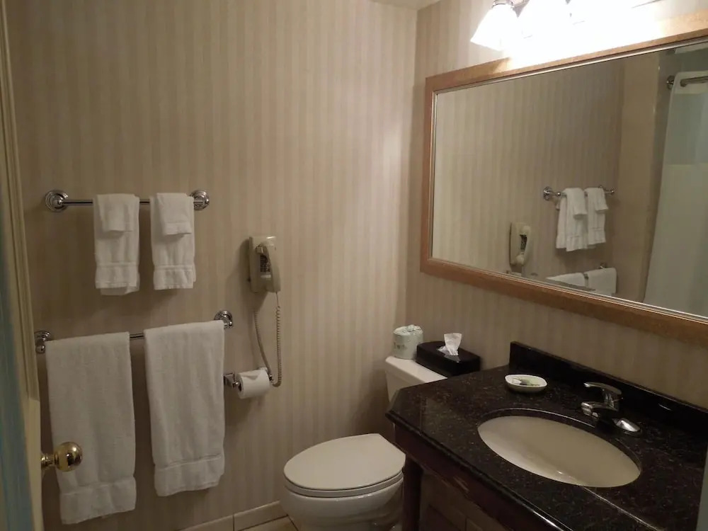 Rockville Centre Hotel - JFK Airport