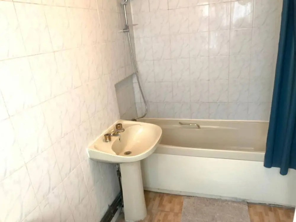 Immaculate 7-bed House in London