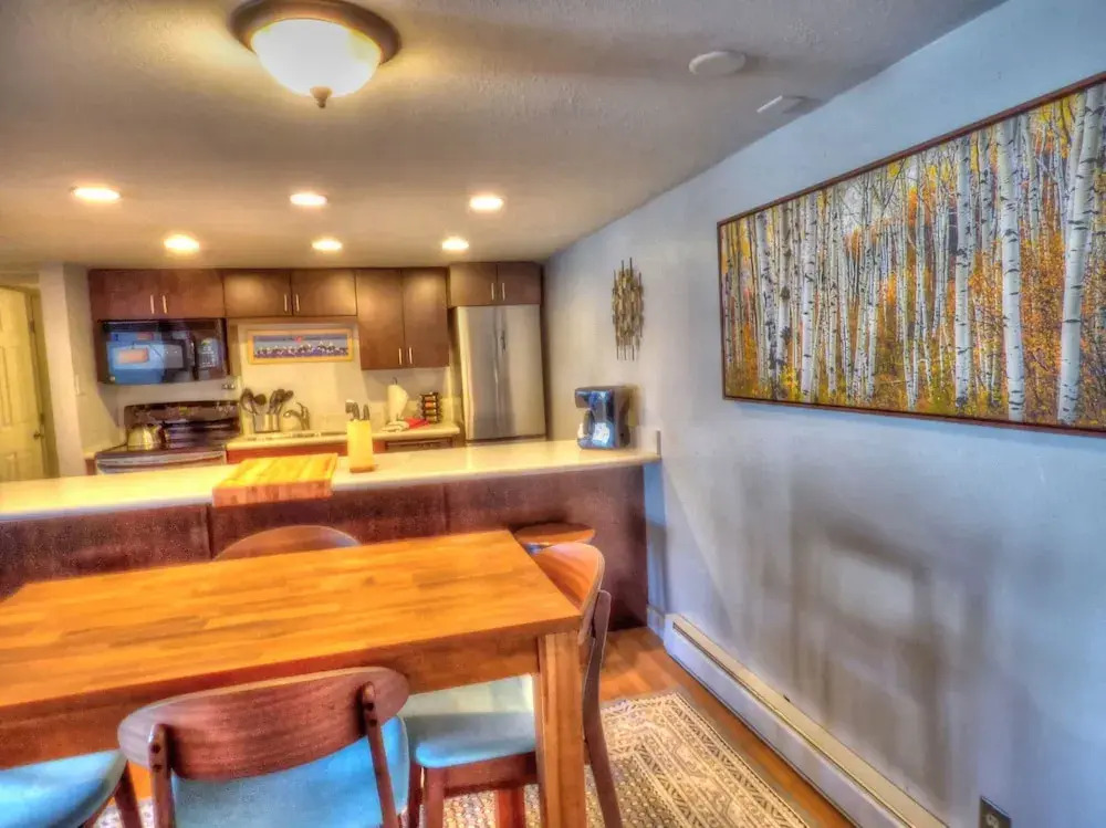 Lift Tickets Pool, Hot Tubs, Shuttle & Private Deck Mountain Village