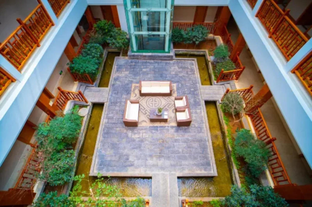 Vienna International Hotel Lijiang Yuxue Avenue