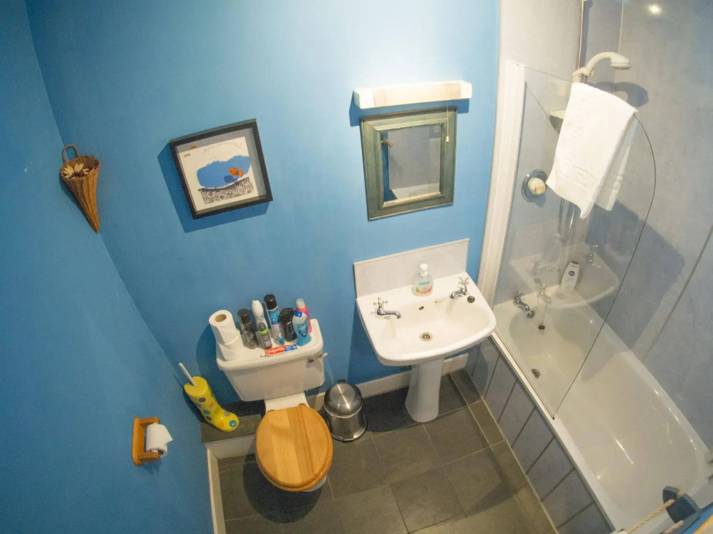 Dene Guest House