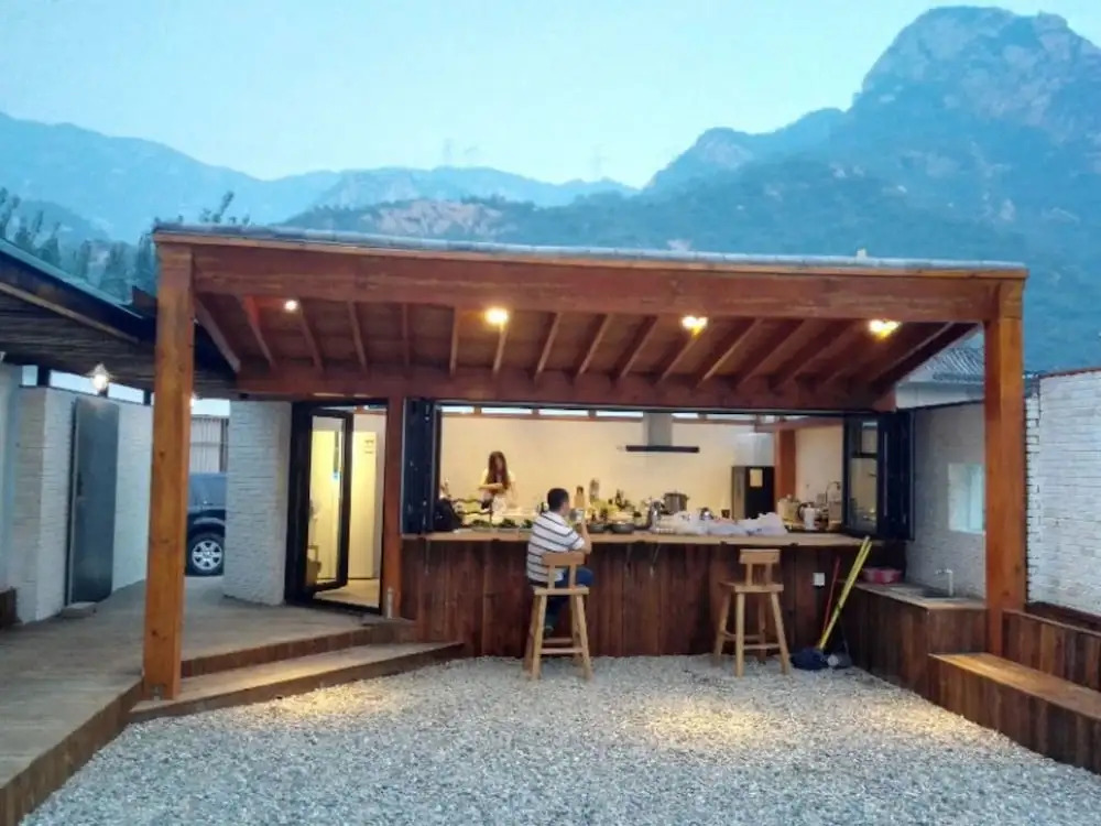 Yi She Mountain Inn