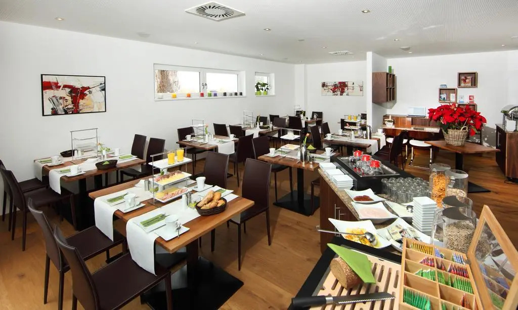 Die Dorfvilla - Includes Tauern Spa Kaprun Wellness Access 13 km away