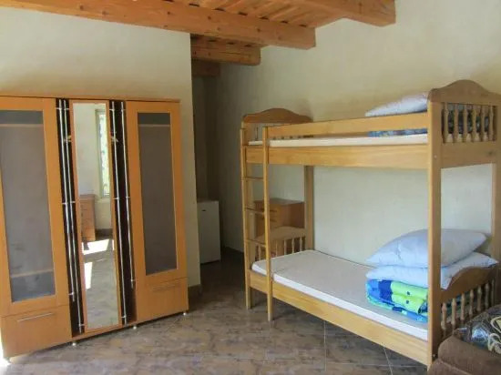 Svečių Namai ,, Opes vyngis "