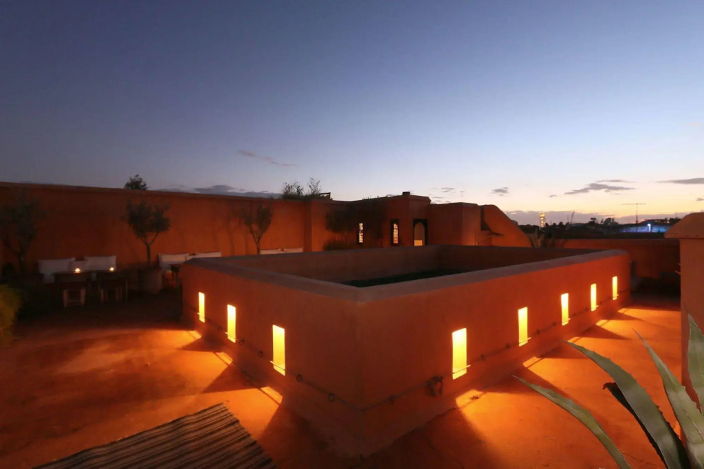 Riad Azzouna 13