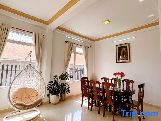 Tuong Vy Villa
