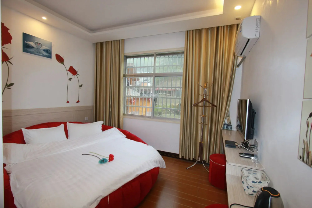 Red Apple Inn