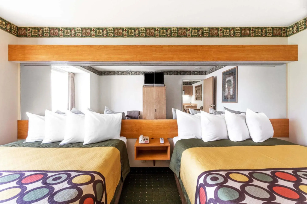 Royal Inn Midvale