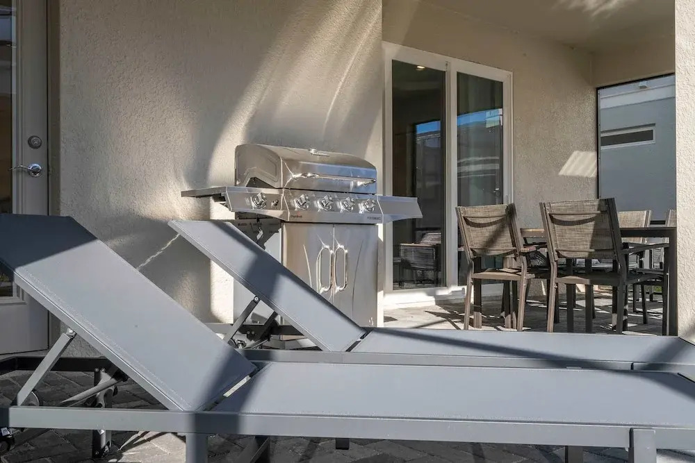 Luxury 7Bd Close to Disney With Pool and Spa at Windsor Cay 16218