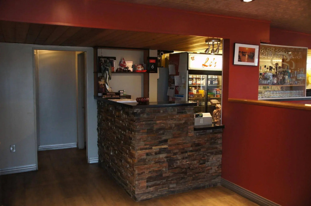 Voyageur Motor Inn