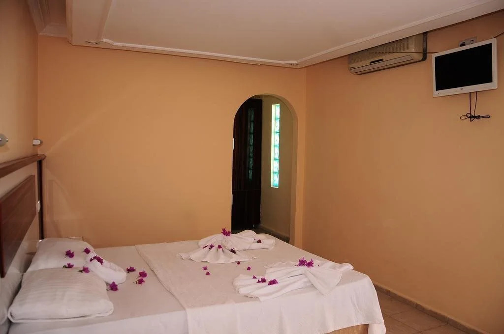 Eski̇ Çesme Hotel