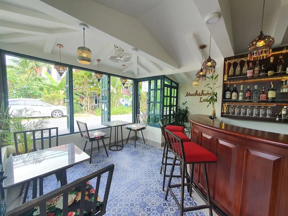Baan Muchshima Hostel Phuket