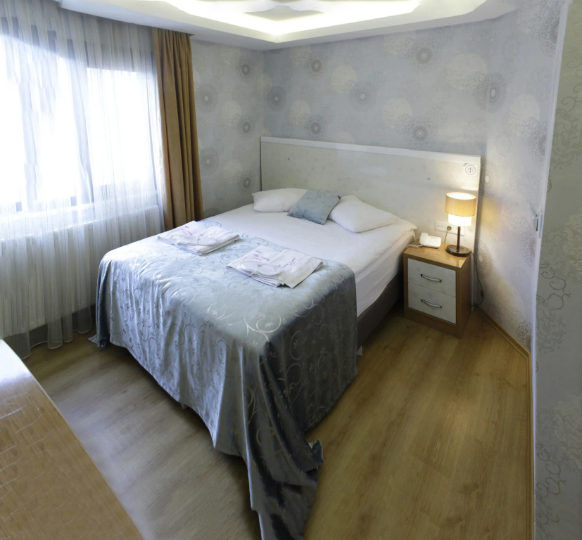 Know Hotel & Hostel