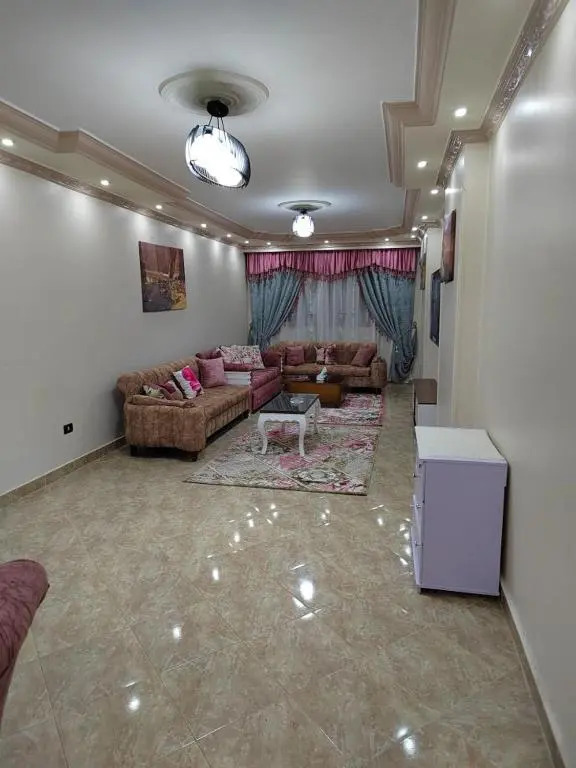 شقه فندقيه ٥ نجوم