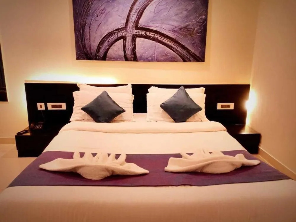 OYO 10179 Hotel Yavachi