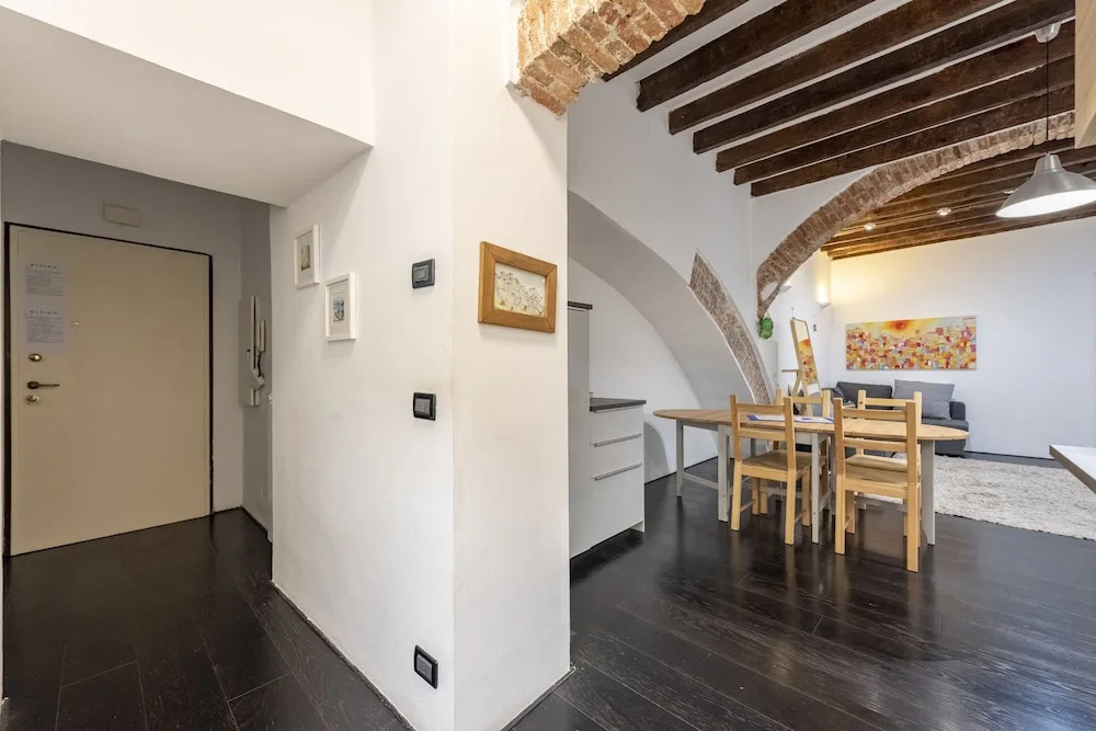 JOIVY Modern Flat In The Perfect Centre Of Genoa