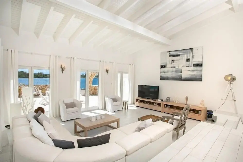 Villa ONE