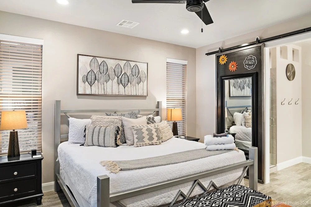 Luxurious Southern Utah Villa by Redawning