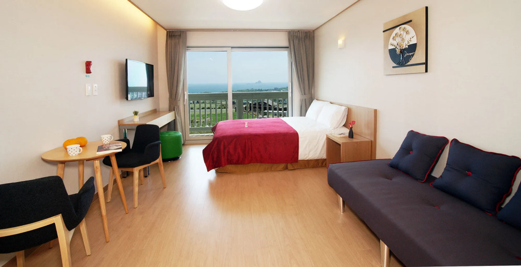 Jeju the Ocean Hill Pension