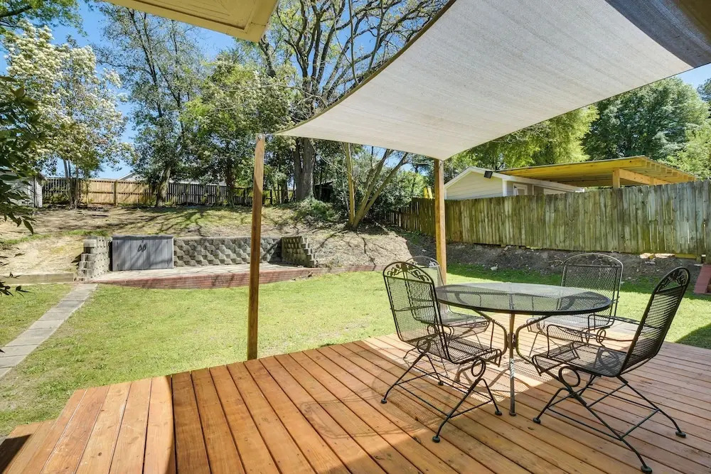 Fayetteville Vacation Rental - 1 Mi to Downtown!