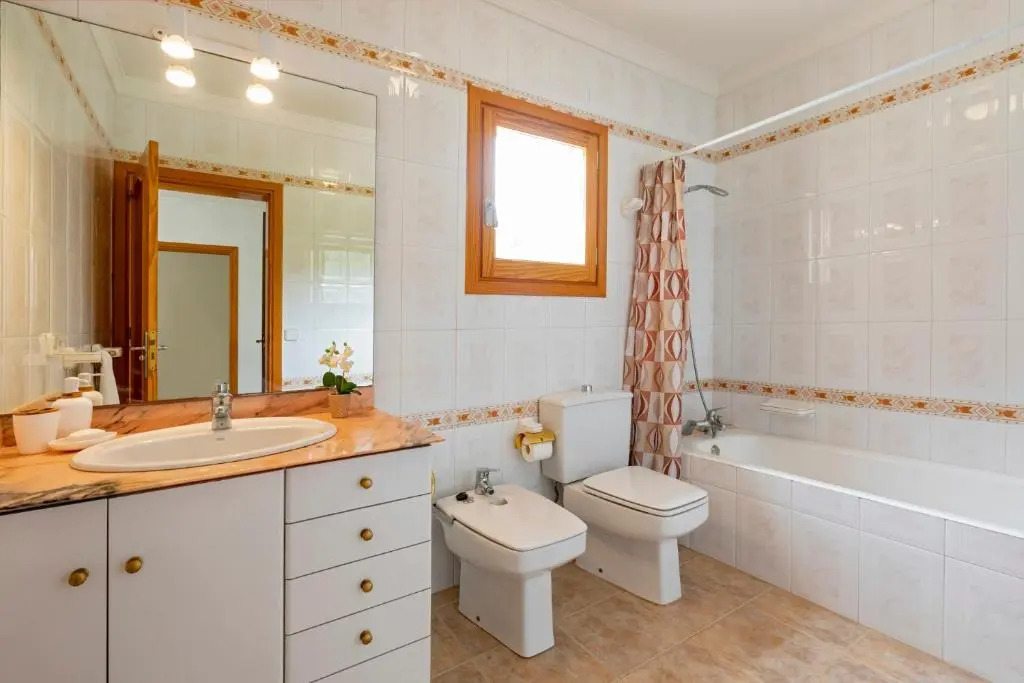Villa in Ibiza Town, sleeps 6 - Can Damia