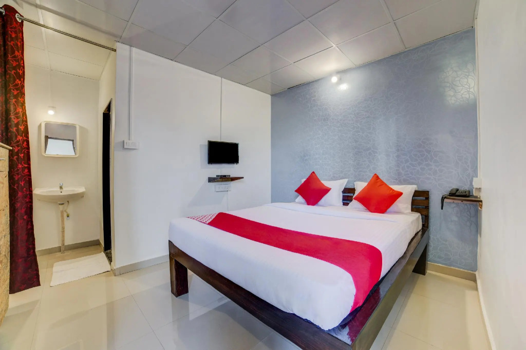 OYO 24282 Sai Lodging