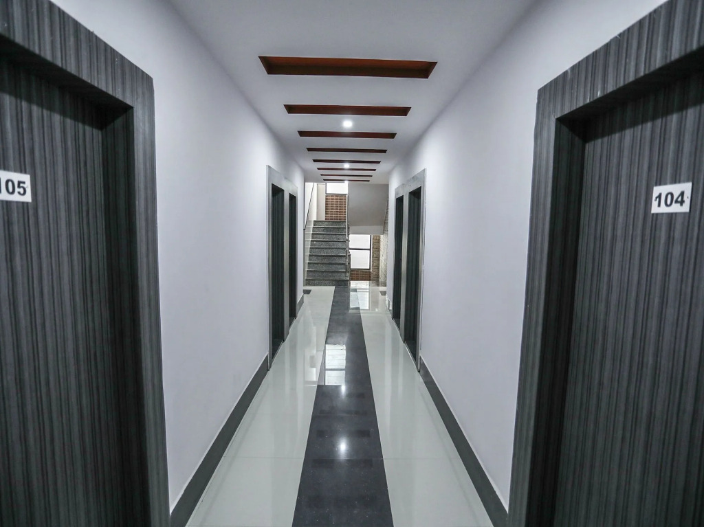 OYO 15259 Smart City
