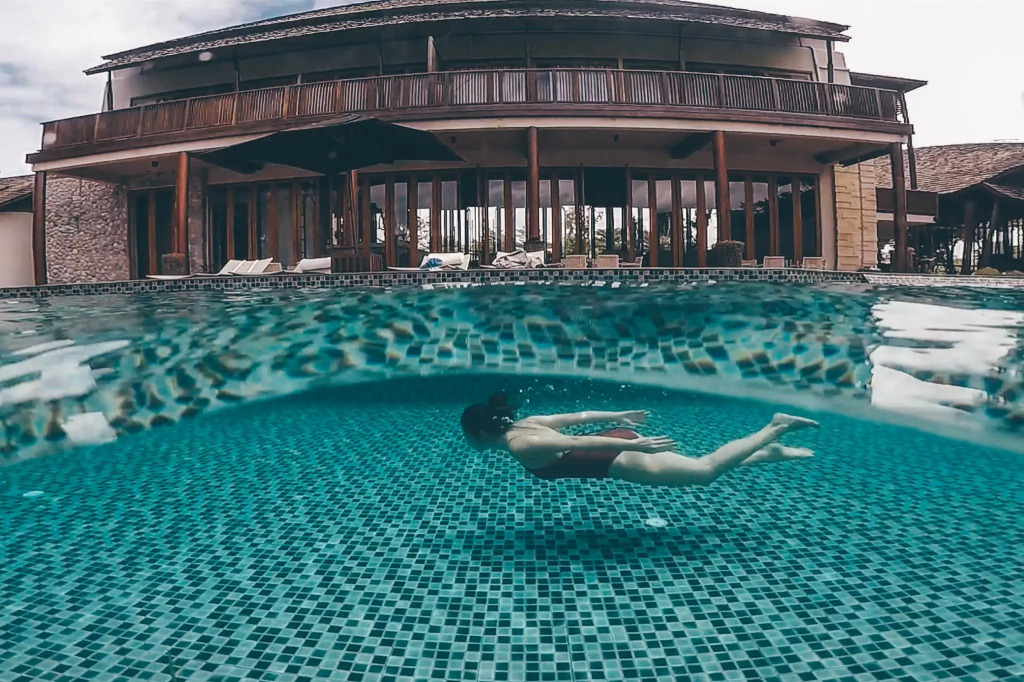 Boribot Pool Resort