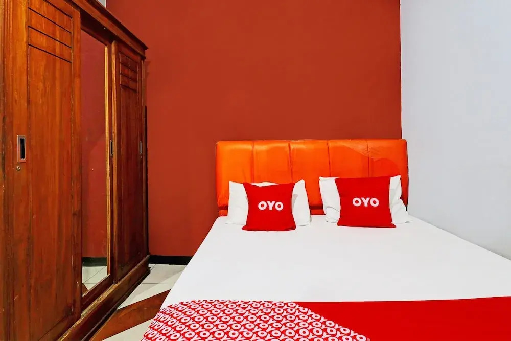 OYO Life 92127 Skyland Pasteur