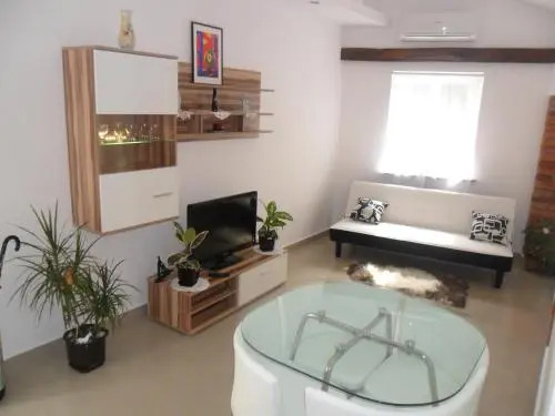 Apartments Ascic