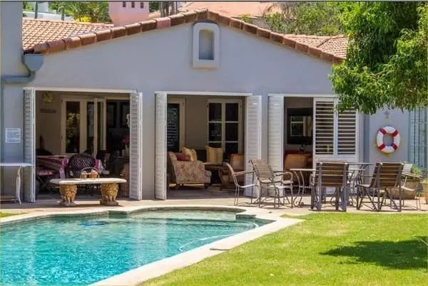 Maison H Guest House
