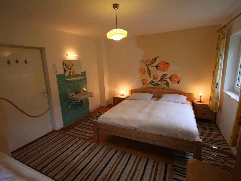 Lovely Pet-friendly Apartment in Hopfgarten