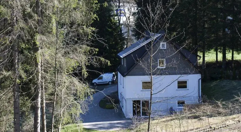 Ferienhaus 060 Waldhaus