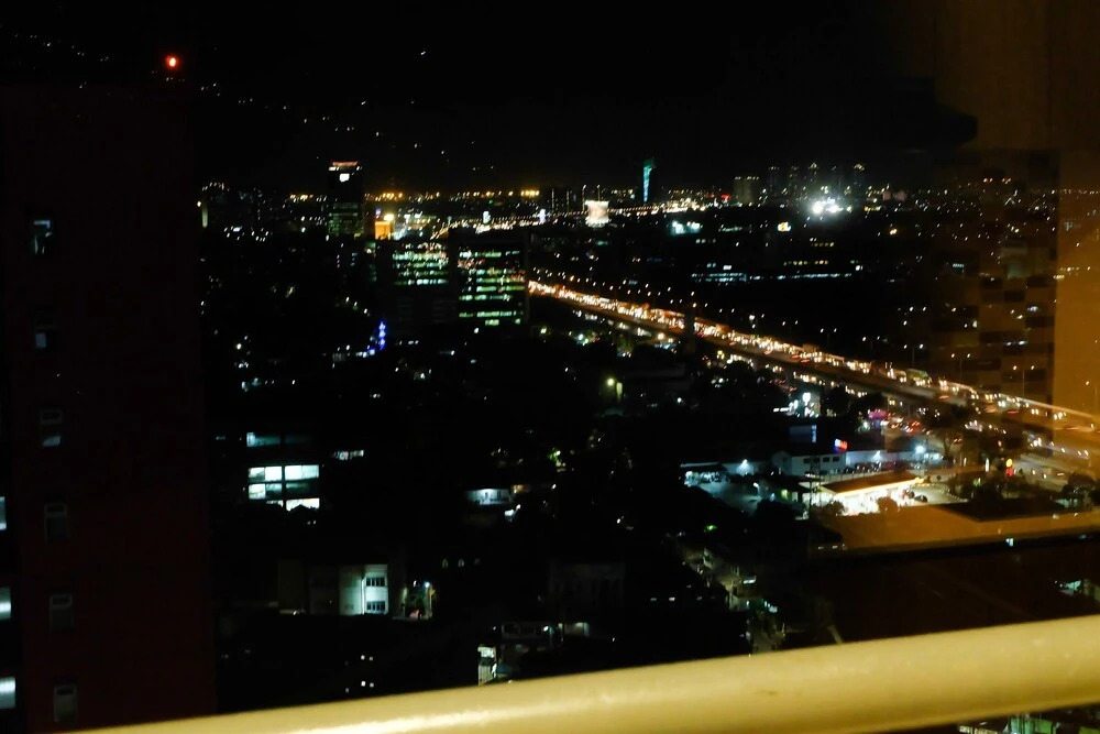 Modern Studio Apartment 26 On Top Of Green Pramuka Mall