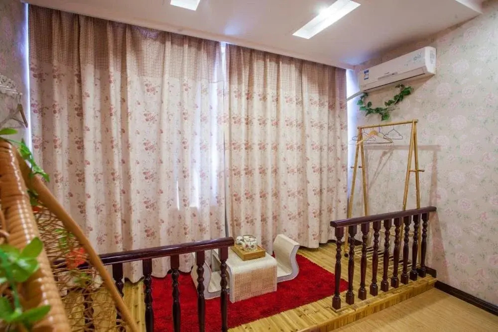 Wuzhen Times Town Theme Inn