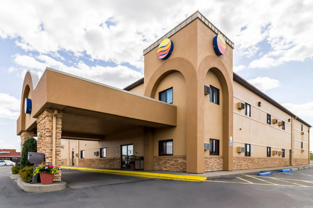 Motel 6 Minot, ND