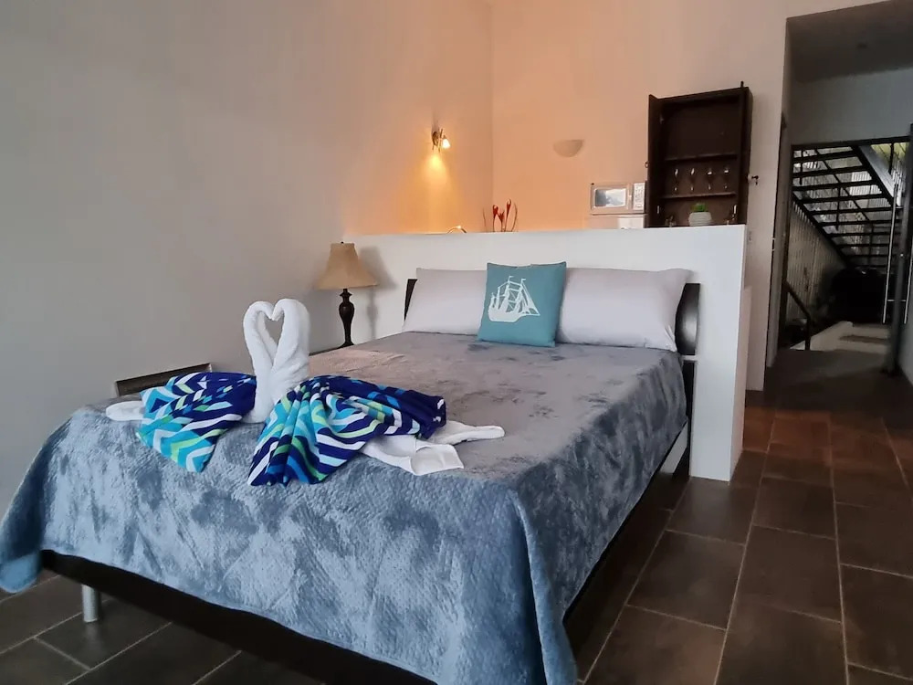 Vista Ocean Suites