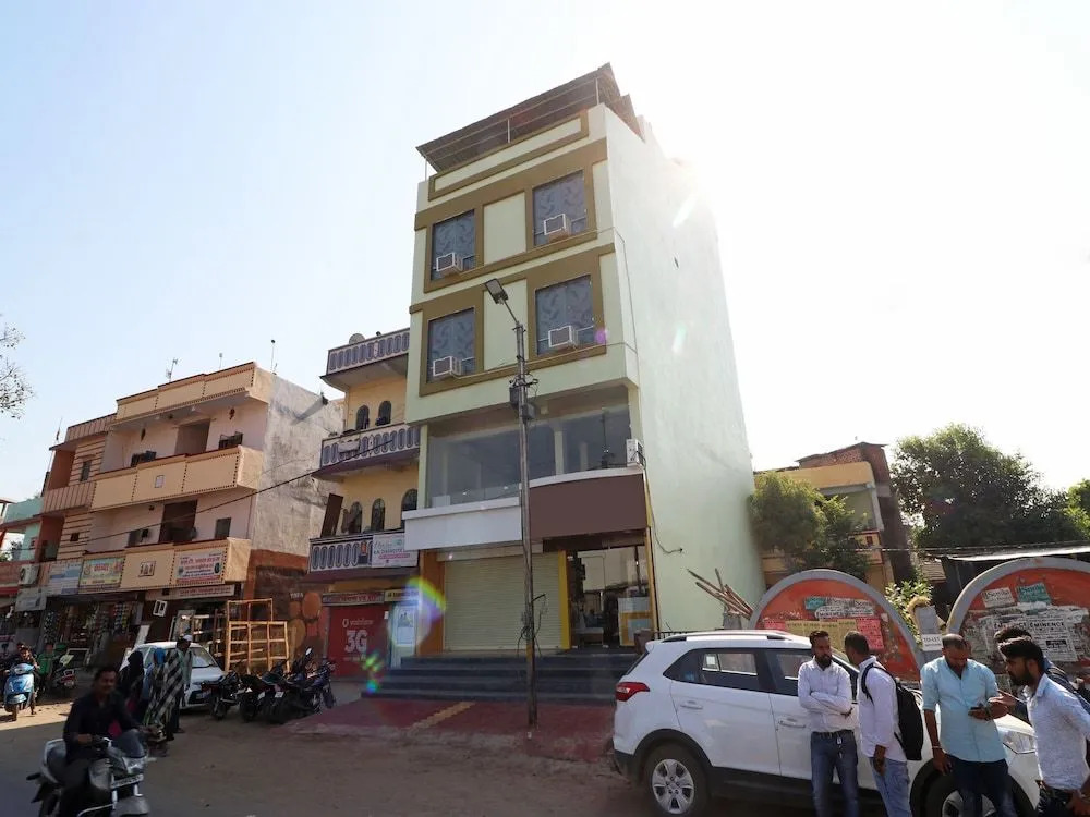 OYO Flagship 22944 Hotel Hrdaya Inn
