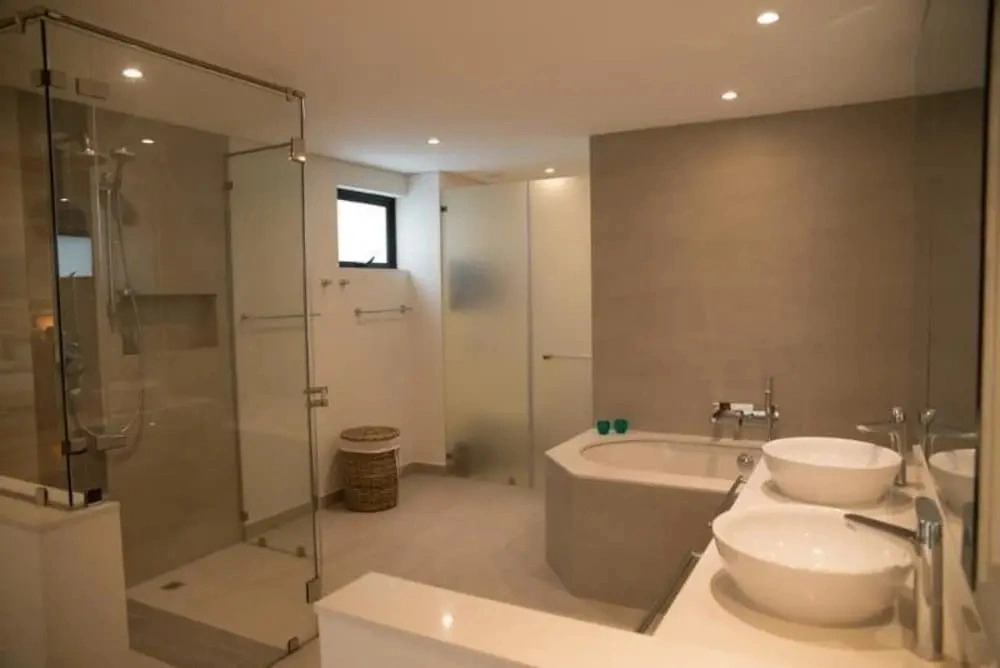 Carlos Bay 3 Penthouse