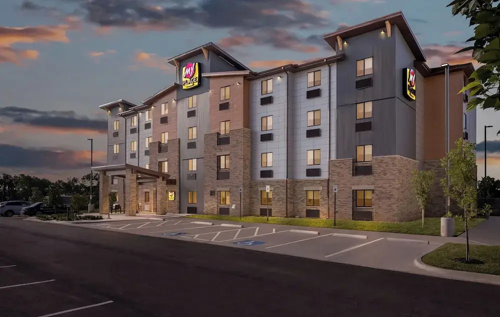 My Place Hotel-Bentonville-Rogers, AR