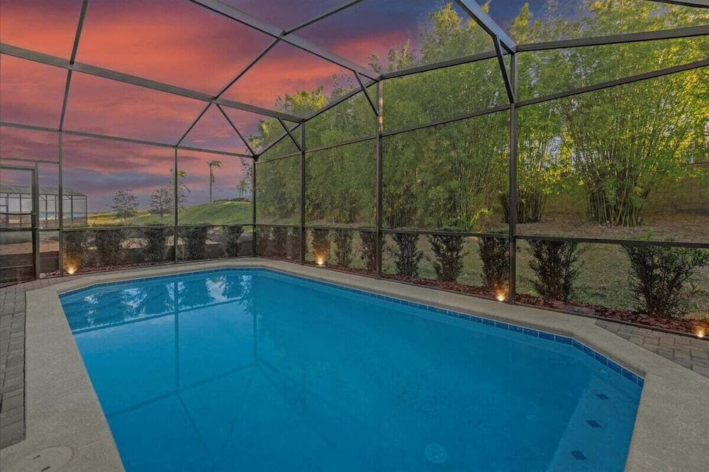 1931 Summer Dr · Brand New Model Home 5BR Villa/next to Clubhous
