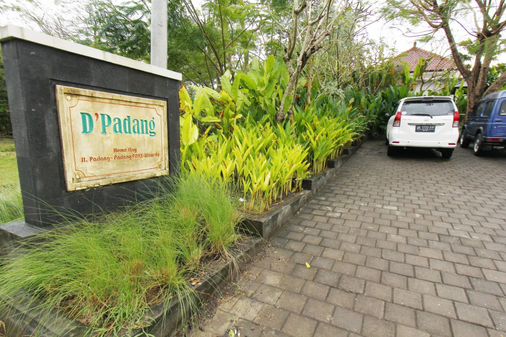 Dpadang villa & Homestay