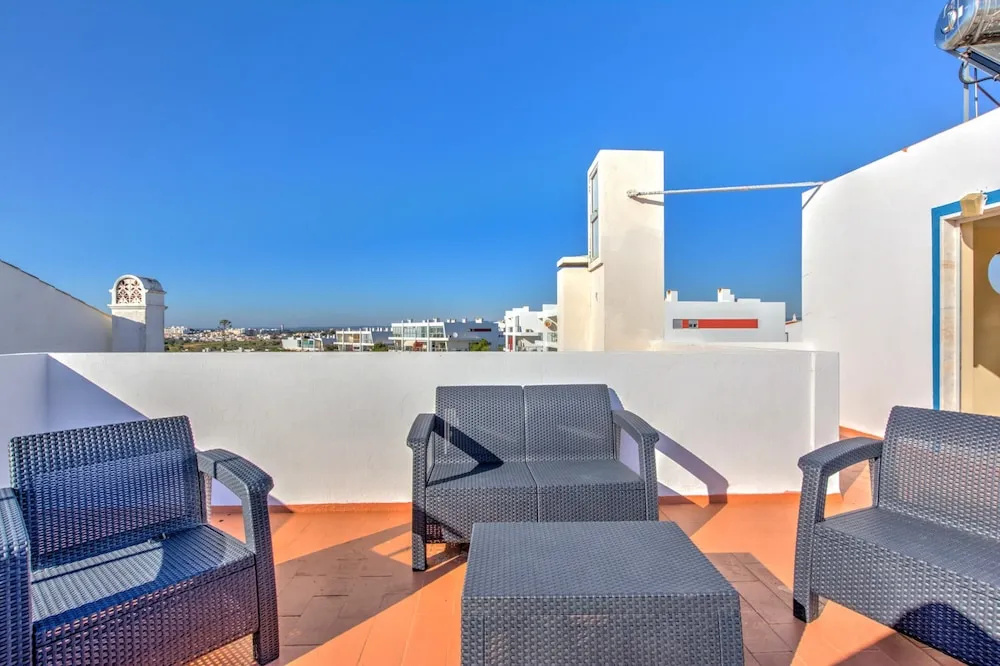 House With 4 Bedrooms In Portimao With Wonderful Sea View Furnished Garden And Wifi