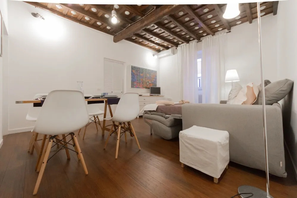 Panieri Apartment