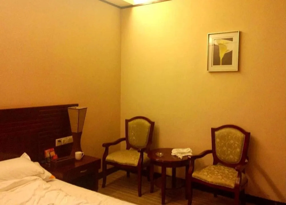 Shenzhen Yuehai Business Hotel