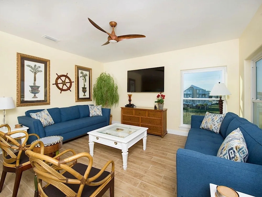 Dune 127637 - 6 Br Home